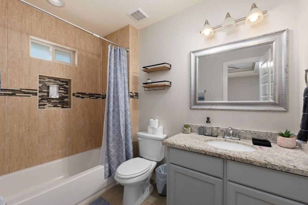 אדינבורג Cozy 3 Bed 2 Bath Apartment, Near Shopping Plazas, Expressway And Free Parking מראה חיצוני תמונה